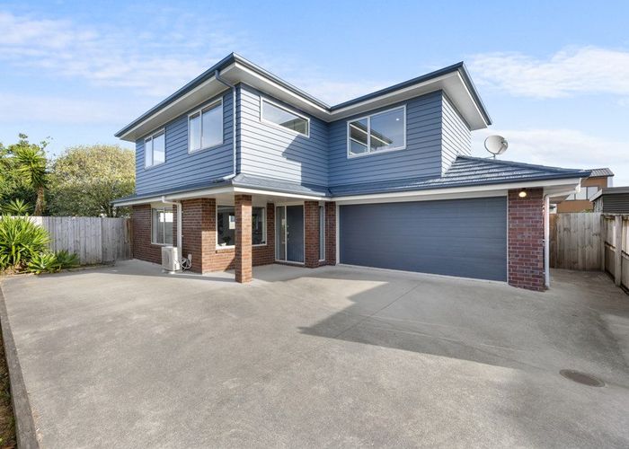  at 6A Alan Avenue, Henderson, Waitakere City, Auckland