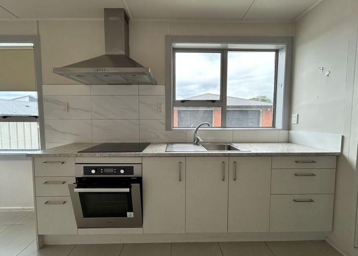  at 28 Fenchurch Street, Redwood, Christchurch City, Canterbury