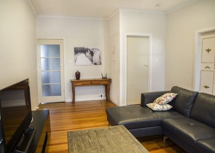  at 4 Sydney Street, Hauraki, North Shore City, Auckland