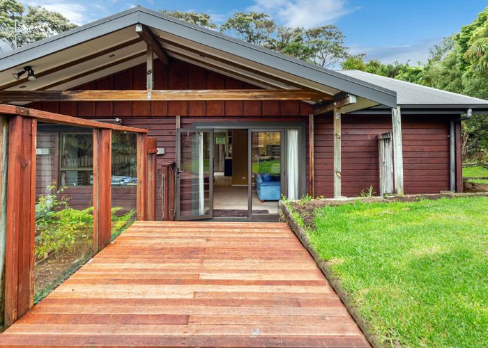  at 233 Golf Road, Titirangi, Auckland