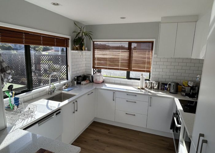  at 6 Bennett Grove, Newlands, Wellington, Wellington