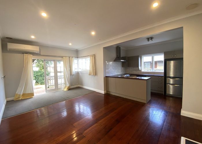  at 8 Guthrie Street, Waterloo, Lower Hutt, Wellington