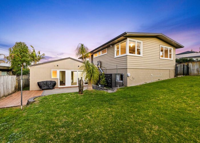  at 20 Glenmore Road, Sunnyhills, Manukau City, Auckland