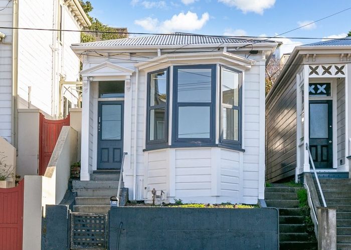  at 104 Wallace Street, Mount Cook, Wellington