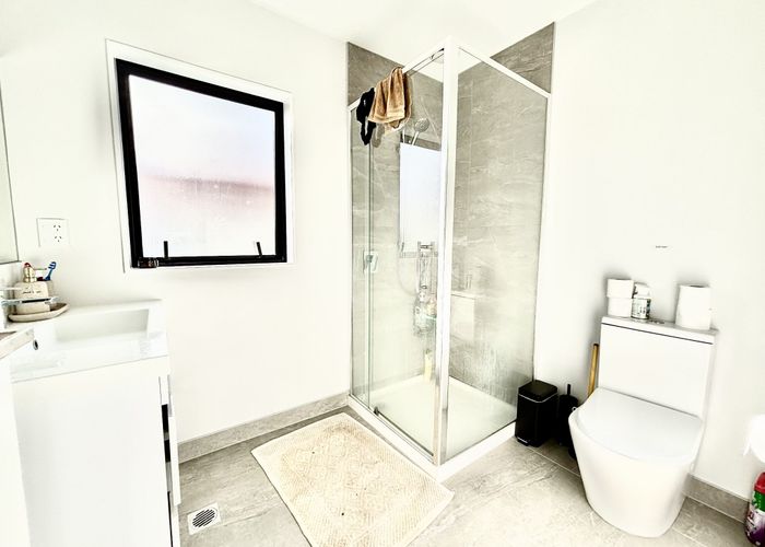  at 4/110 Kervil Ave, Te Atatu Peninsula, Waitakere City, Auckland