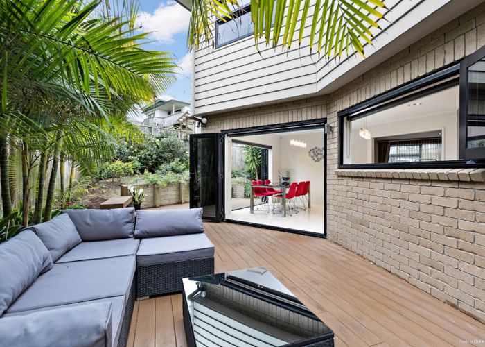  at 118 Halsey Drive, Lynfield, Auckland