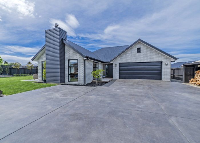  at 17 Newbrook Terrace, Darfield, Darfield