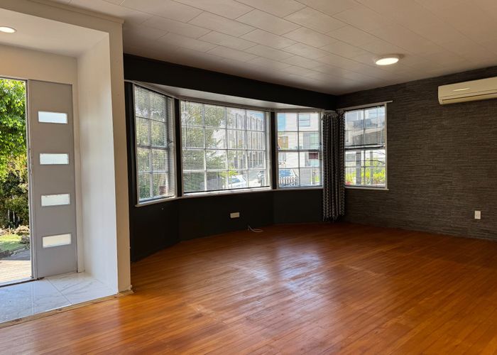  at 17 Hewlett Road, Massey, Waitakere City, Auckland