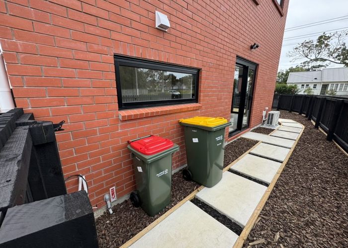  at 1A Barrymore Rd, Mount Albert, Auckland City, Auckland