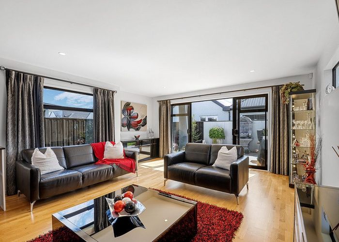  at 16 Glenturret Drive, Casebrook, Christchurch City, Canterbury