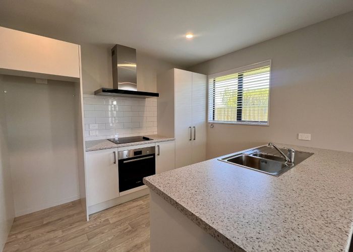  at 4 Applegrove Crescent, Belfast, Christchurch