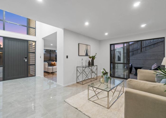  at 18A Glenveagh Drive, Mount Roskill, Auckland City, Auckland