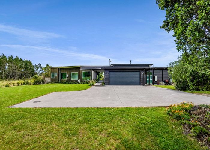  at 438B Alfred Road, Egmont Village, New Plymouth, Taranaki