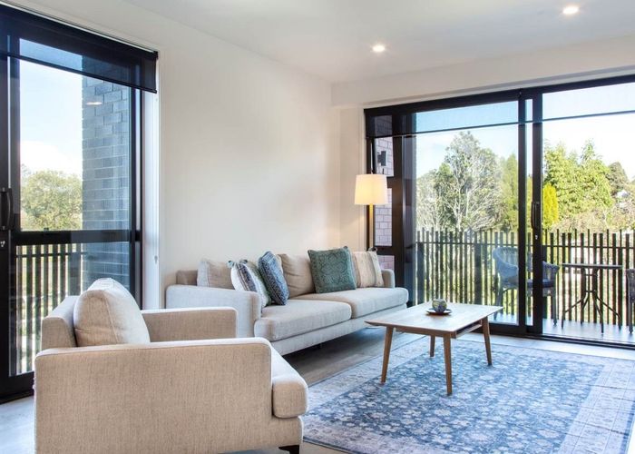  at 201/25 Potter Avenue, Northcote, Auckland