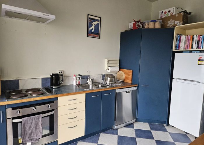  at 12 Hinau Road, Hataitai, Wellington