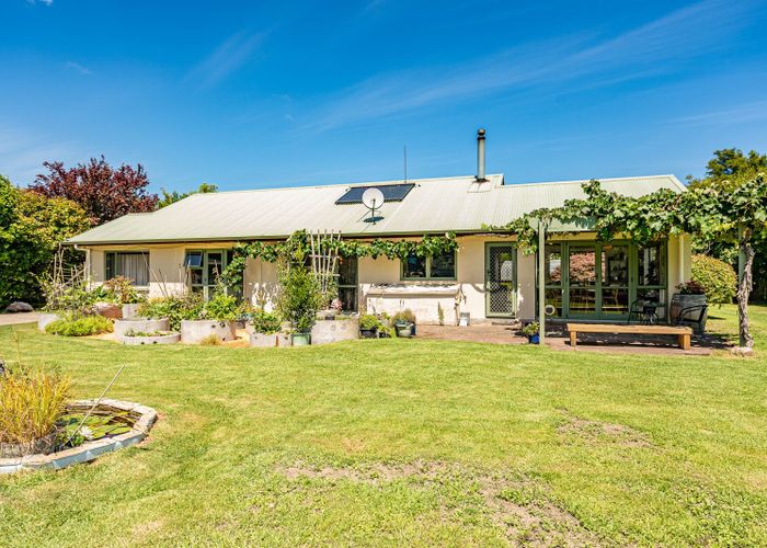  at 16 Lucknow Street, Aramoho, Whanganui, Manawatu / Whanganui