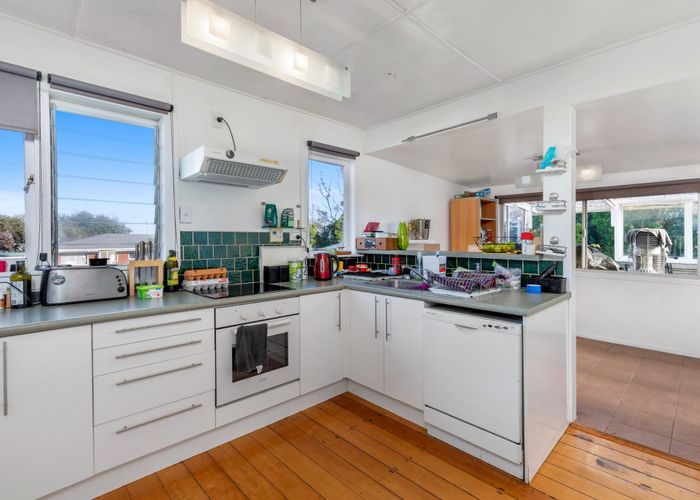  at 115 Manuka Road, Bayview, Auckland