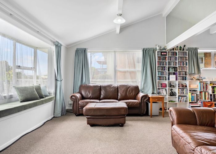  at 13 Morrow Avenue, St Andrews, Hamilton