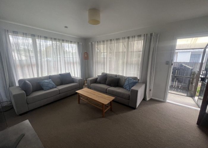  at 2/8a Marshall Street, Woolston, Christchurch City, Canterbury