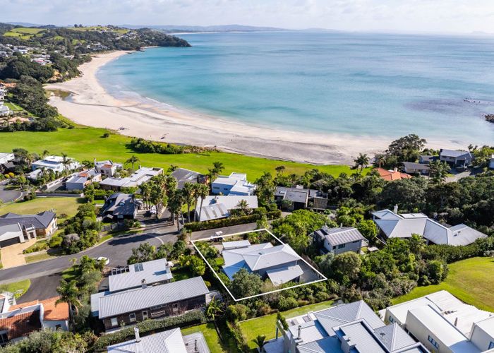  at 12 Highland Lass Place, Langs Beach, Waipu