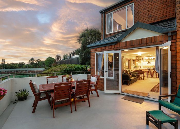  at 25 Crichton Terrace, Cashmere, Christchurch City, Canterbury