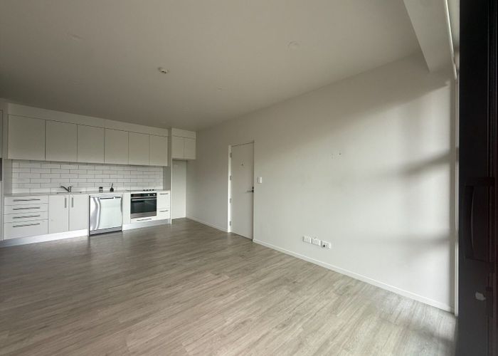  at G09/10 Awataha Drive, Northcote, Auckland