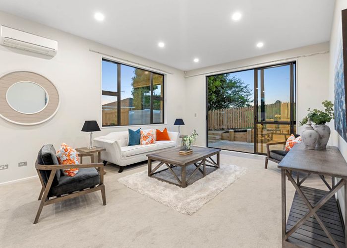  at 33A Diana Drive, Glenfield, Auckland