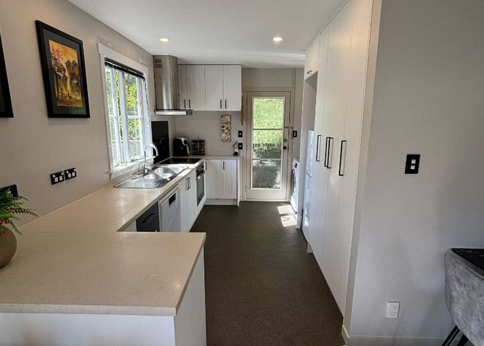  at 18 Young Grove, Stokes Valley, Lower Hutt