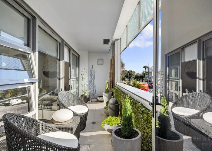  at 103/16 Huron Street, Takapuna, North Shore City, Auckland