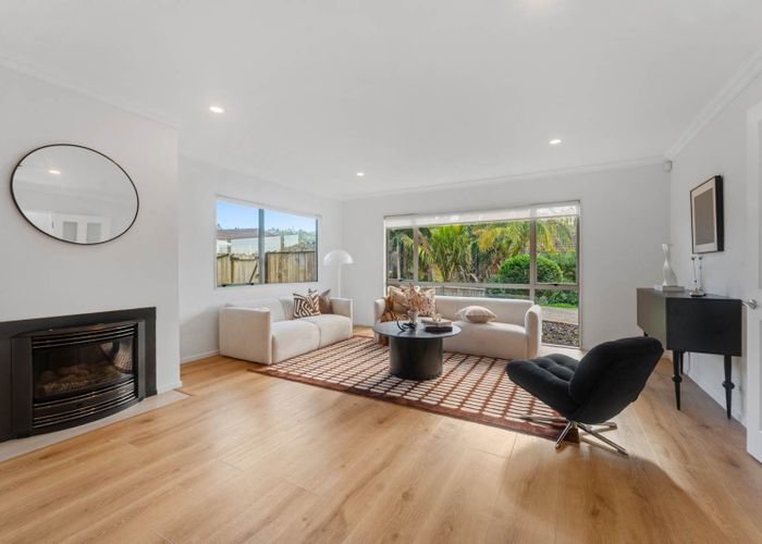  at 30 Vinewood Drive, Albany, North Shore City, Auckland