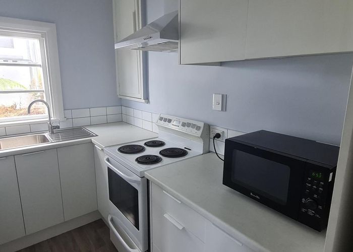  at 4/71 Garden Road, Northland, Wellington