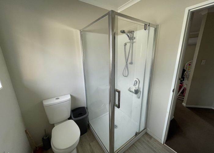  at 2/35 Earlsworth Road, Mangere East, Manukau City, Auckland