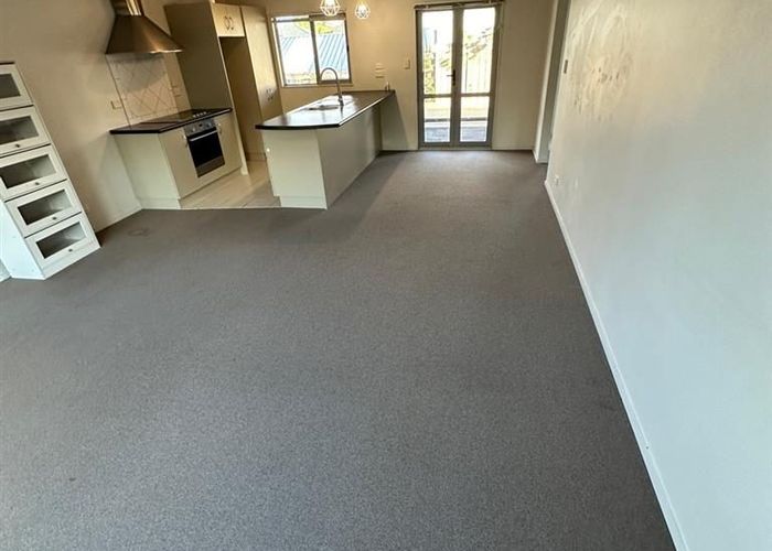 at 72 Kervil Avenue, Te Atatu Peninsula, Waitakere City, Auckland