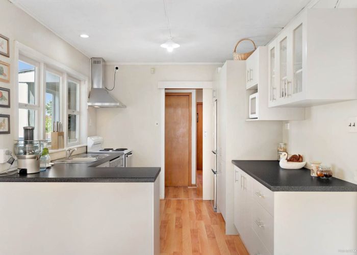  at 60 Rosehill Drive, Papakura, Papakura, Auckland