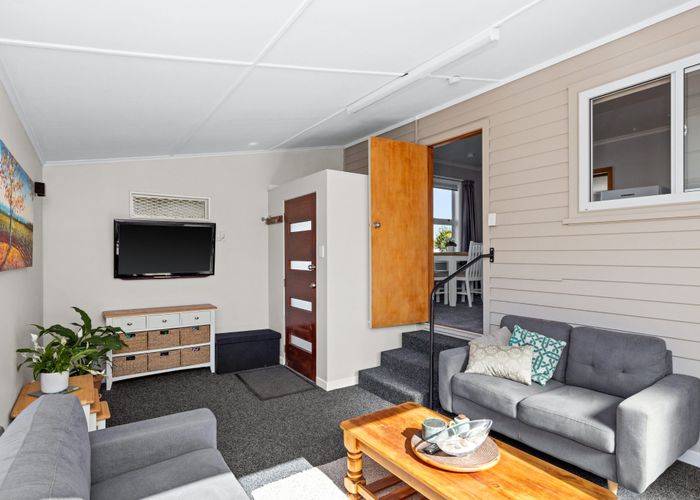  at 2/46 Bill Hercock Street, PIRIMAI, NAPIER