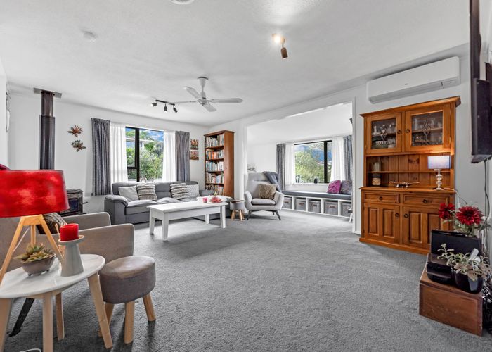  at 3 Denarius Lane, Glendene, Auckland
