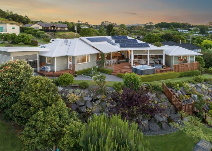  at 29 Roger Guy Place, Welcome Bay, Tauranga