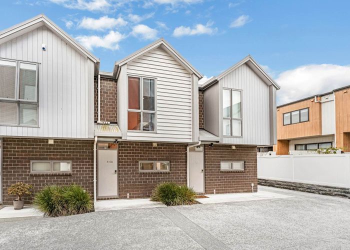  at 5/2B Walsall Street, Avondale, Auckland City, Auckland
