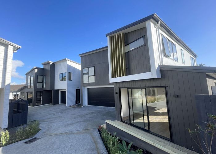  at 26B Sandgate Avenue, Botany Downs, Manukau City, Auckland