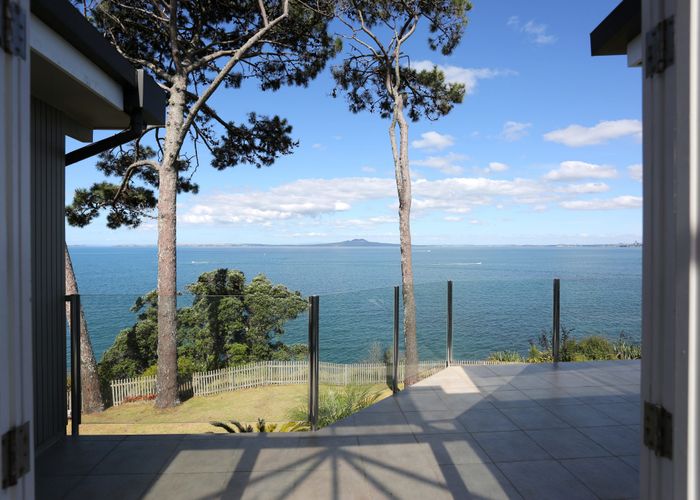  at 77 Cliff Rd, Torbay, North Shore City, Auckland