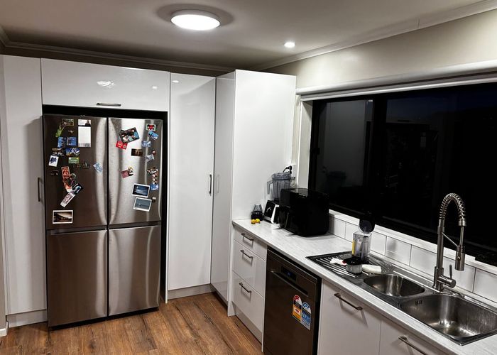  at 9 Birdwood Street, Karori, Wellington, Wellington