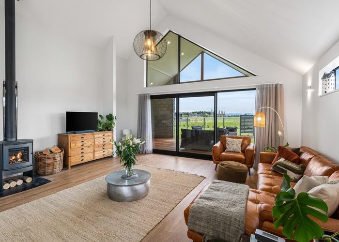  at 16 Holmes Lane, Chatham Island, Chatham Islands