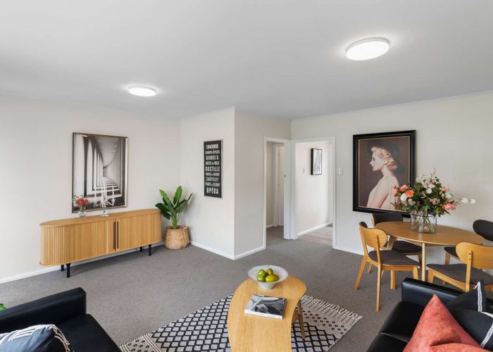  at 2/472 Greers Road, Bishopdale, Christchurch