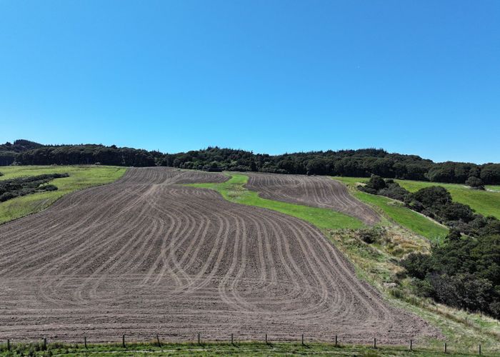  at 725 Grove Burn Road, Tuatapere, Southland, Southland