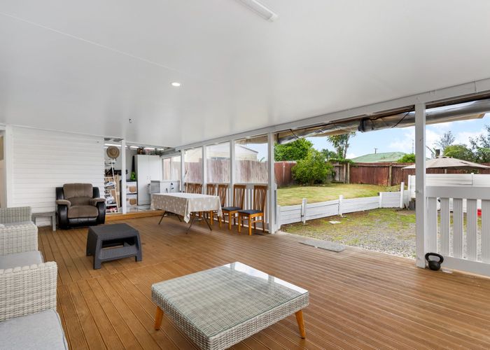  at 215 Bairds Road, Otara, Manukau City, Auckland