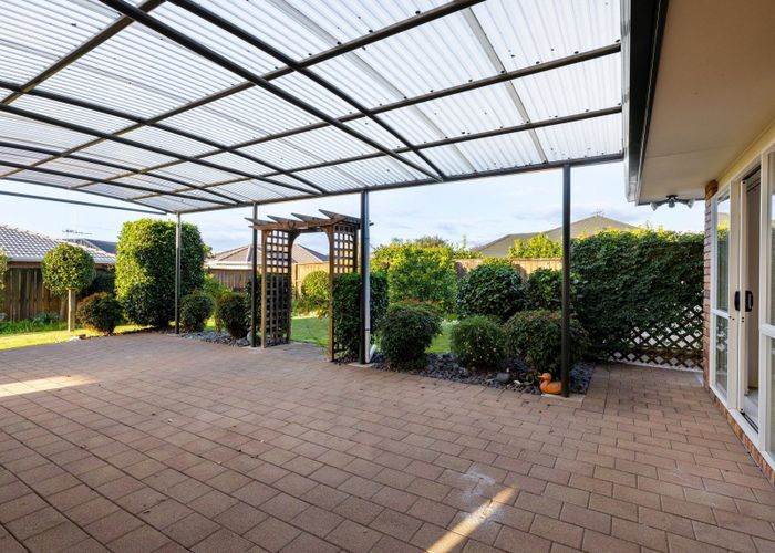  at 4 Maahutaupeke Place, St Andrews, Hamilton
