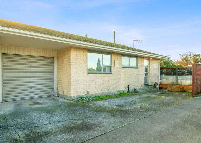  at 1/30 Garvins Road, Hornby, Christchurch City, Canterbury