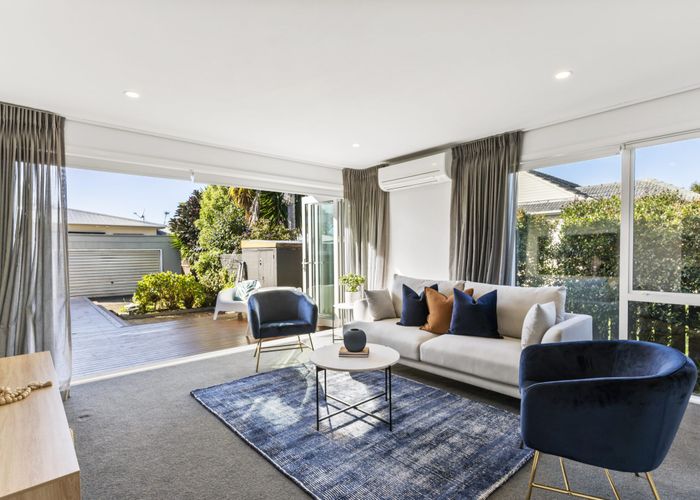  at 2 Naumai Street, Avondale, Auckland