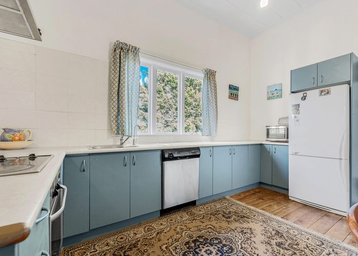  at 6 Anchor Road, Paerata, Pukekohe