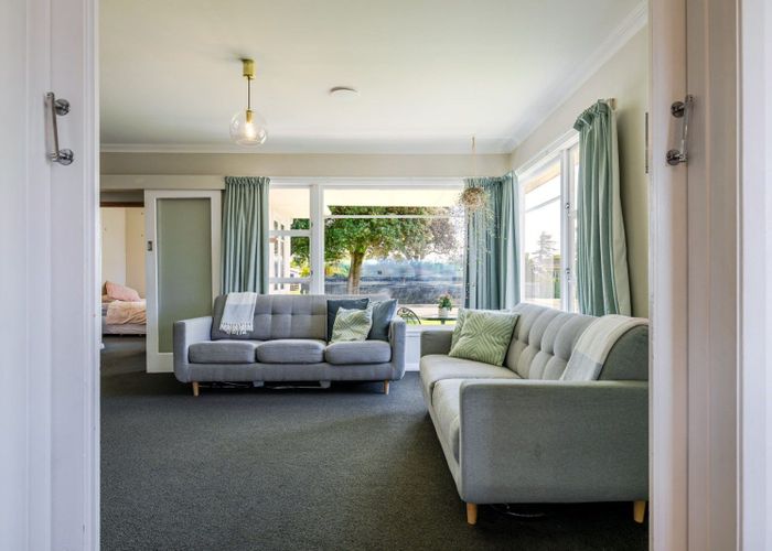  at 52 College Street, Awapuni, Palmerston North, Manawatu / Whanganui